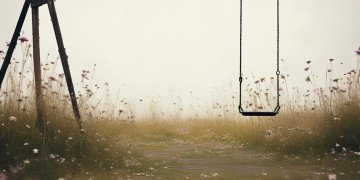 孩子的世界很悲伤究竟是哪首歌？